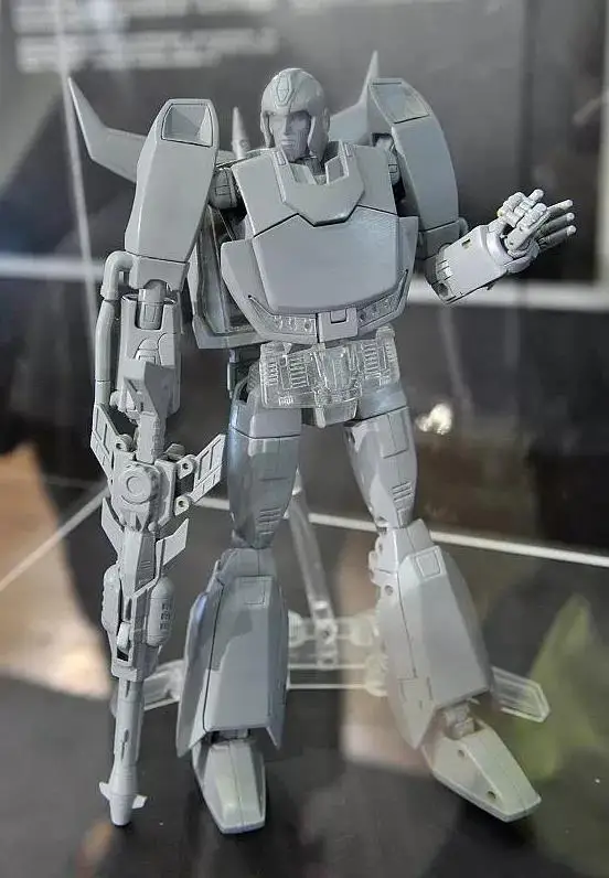 Трансформированная игрушка Mp09 Hot Rodimus reprint