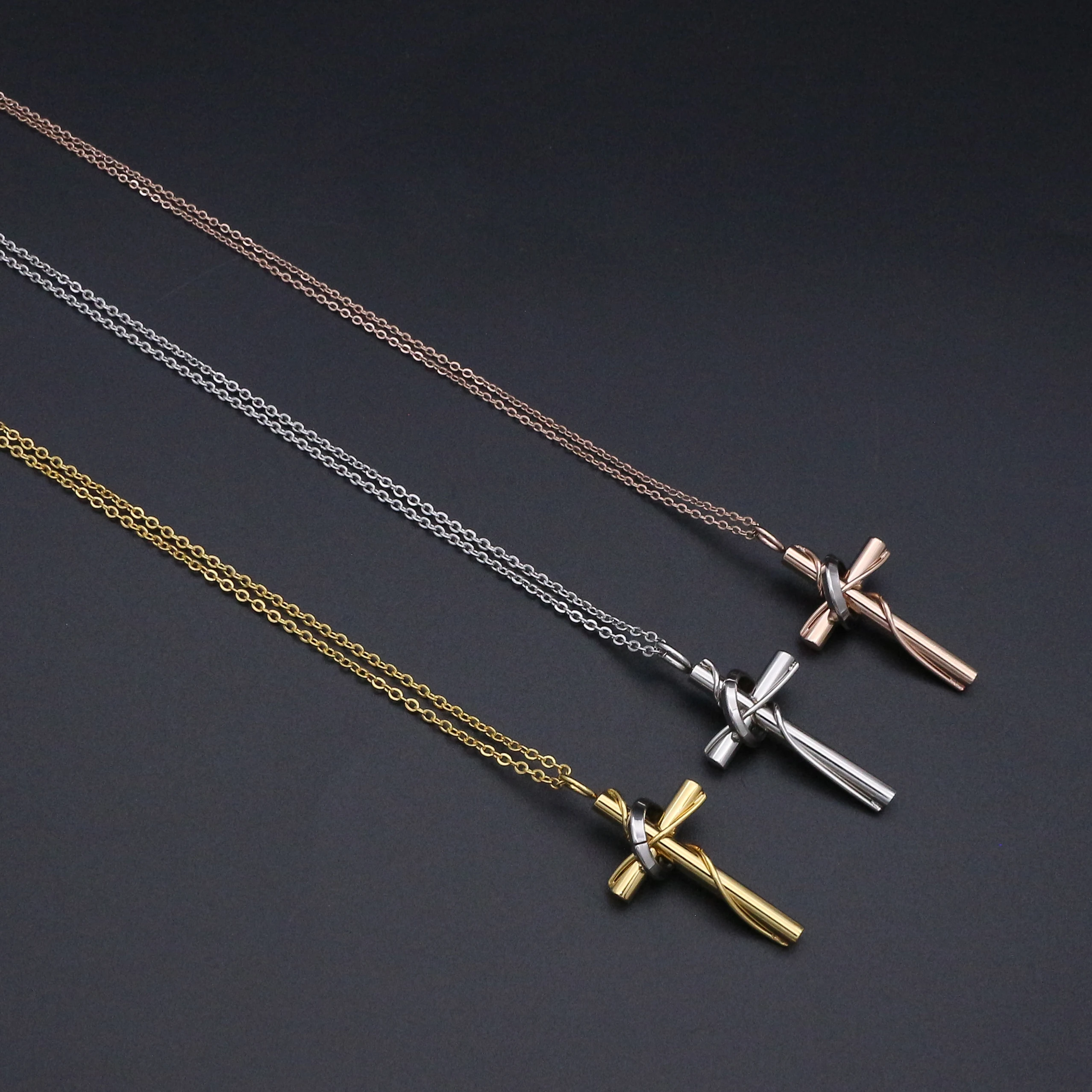 

Новый Дизайн Женский Крест из розового золота ожерелье из нержавеющей стали маленький золотой крест Религиозные ювелирные изделия Женское...