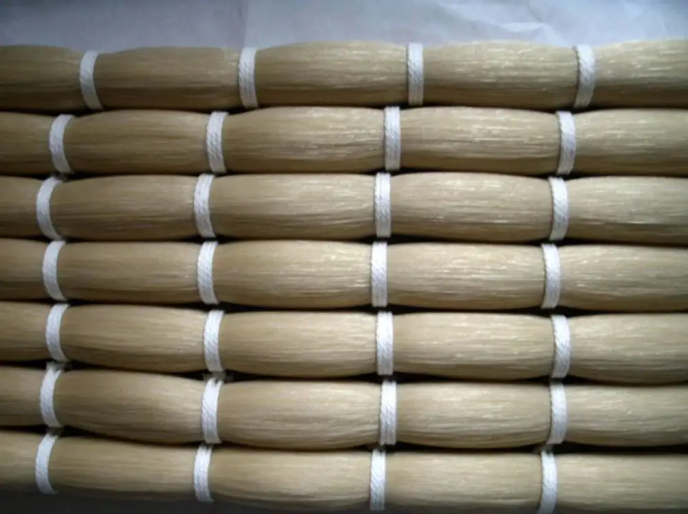 

27'' White stallion bow hair 250g