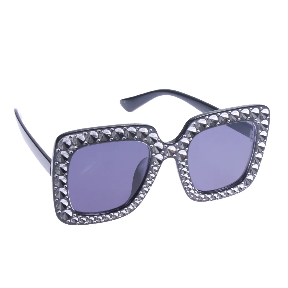 

Large square sunglasses imitation diamond-encrusted Women Sunglasses Vintage 2018 Sun Glasses Female Travel Accessories
