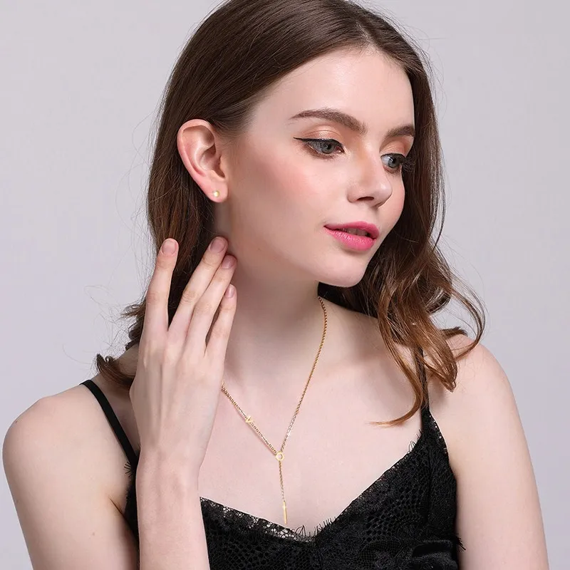 Женское колье-чокер из нержавеющей стали с надписью LOVE | Украшения и аксессуары