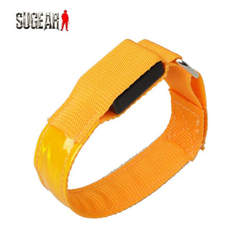 LED Armband 1 пара, мужские, женские, для бега, нарукавники, для велоспорта, кемпинга, нарукавники, для баскетбола, локоть, быстросохнущие, нарукавники, для велоспорта, спорта - Цвет: LED Armband
