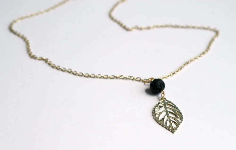 Лавовый камень и изящные листья ожерельльлье Лава с бусинами|lava necklace|necklace necklacebead