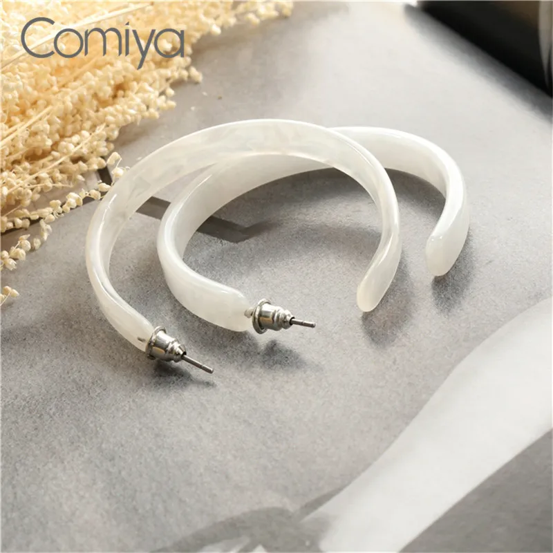 Comiya очаровательные Висячие серьги для женщин белые акриловые Aros Feminino бижутерия