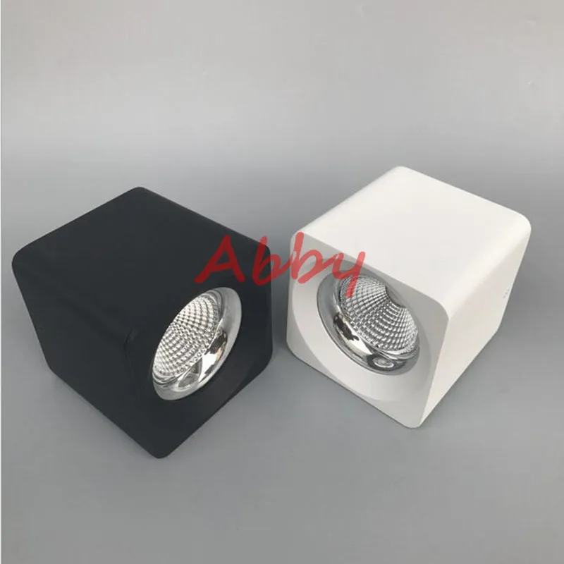 Квадратный/круглый светодиодный потолочный Светильник направленного света