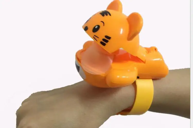 6pcs hot new animal mini electric watch fan Children's carry summer cartoon gift kids birthday party gifts | Дом и сад
