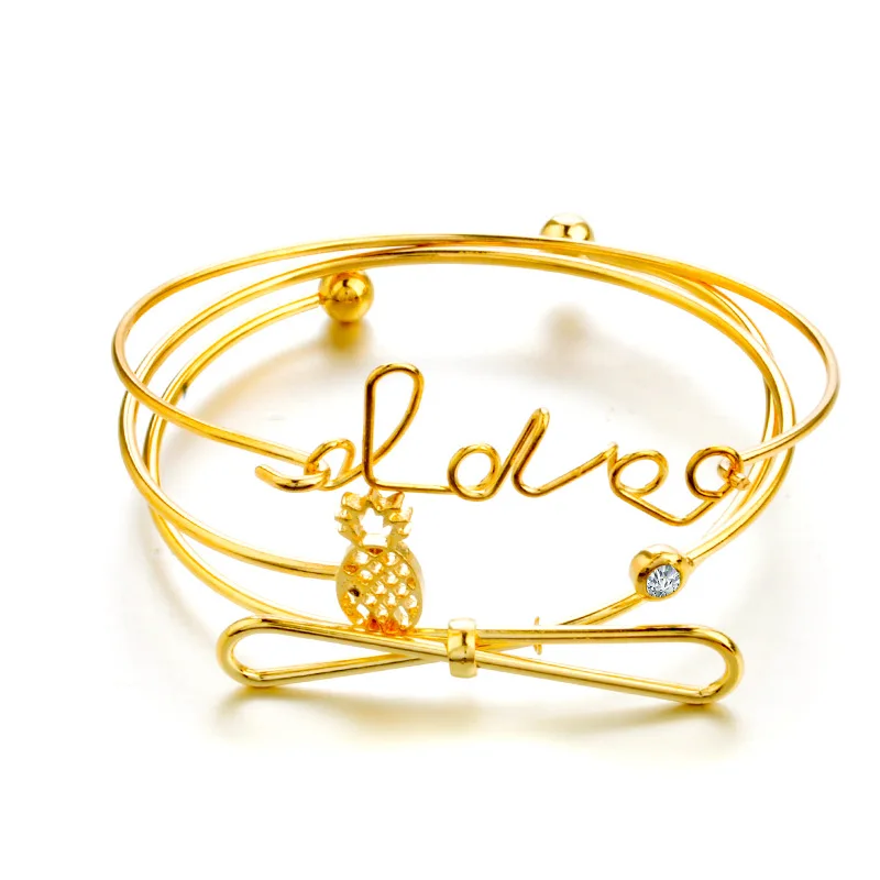 

Набор из 3 Творческий браслет с металлической рельефной для девочек, с принтом ананаса, блузка с бантом и буквенным принтом «love Стразы дизай...