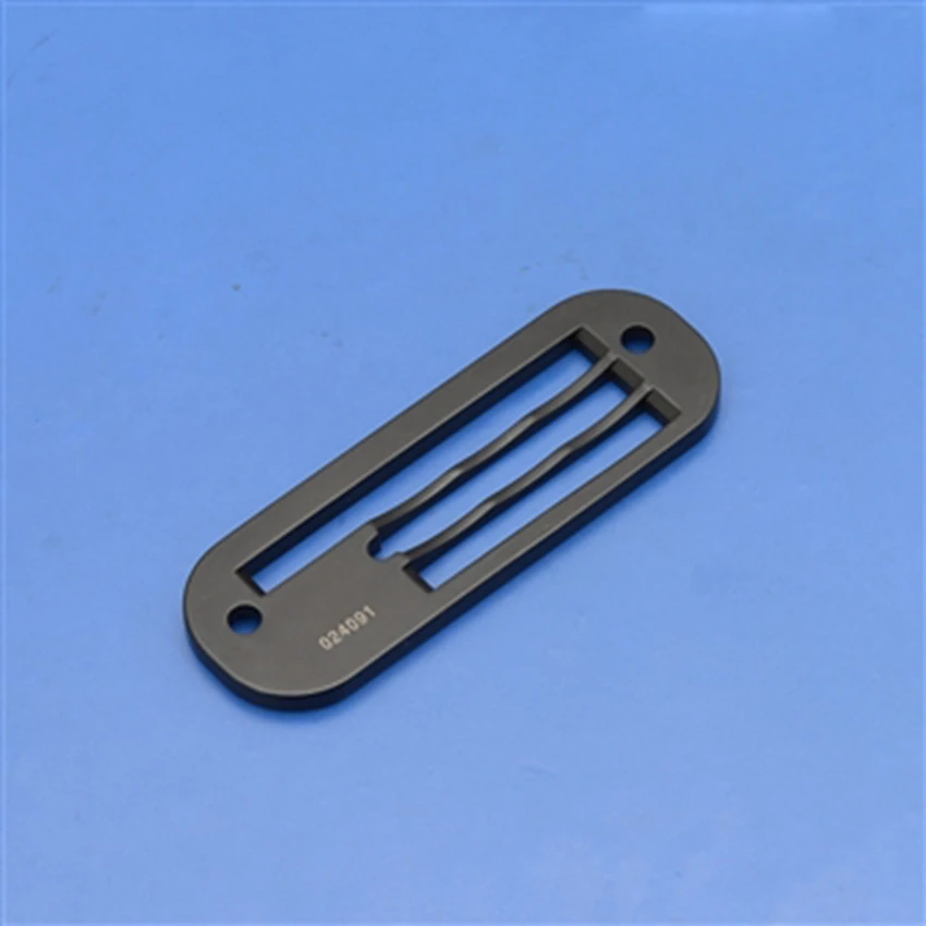 Игольчатая пластина для новой длинной машины для закрытия сумок