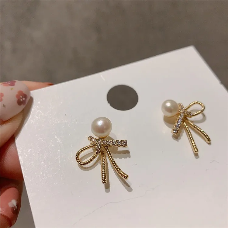 2019 New Arrival Bowknot Crystal Women Classic Stud Earrings Luxury Designer Jewelry For Fashion Accessories |