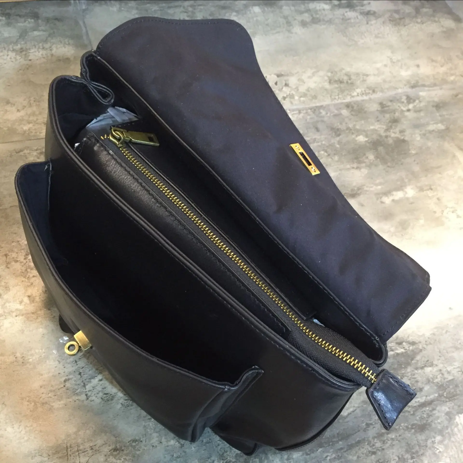 Женская сумка Большая вместительная через плечо из высококачественной воловьей