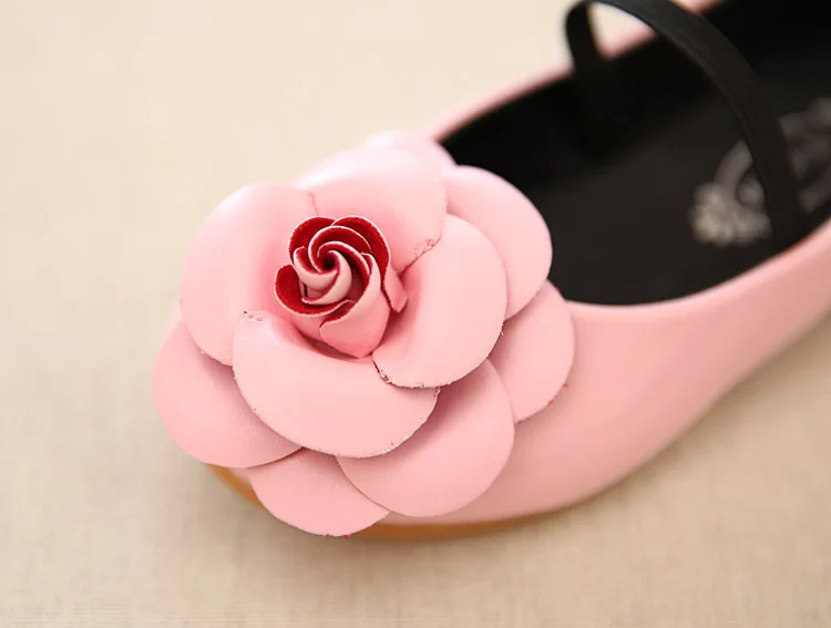 

2019 spring new children's shoes girls Korean fashion flowers little princess shoes brand shoes
