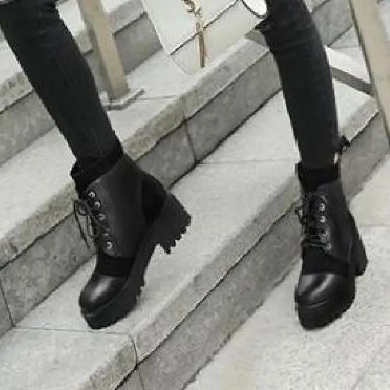 Ботинки Мартенс с завязками теплые женские ботинки Новинка 2017 года