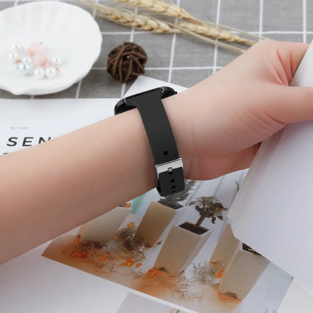 Duszake мягкий ремешок для Fitbit Versa ремешок силиконовый сменный спортивный Смарт-часы браслет на запястье ремешок для Fitbit Versa для женщин