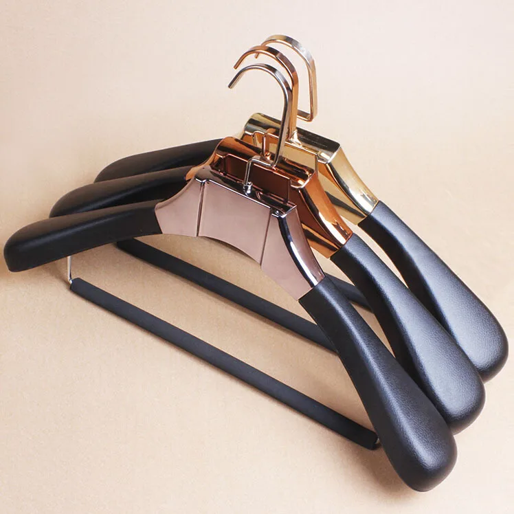 Hangerworld Deluxe широкий плечо искусственная кожа мягкая металлическая вешалка с