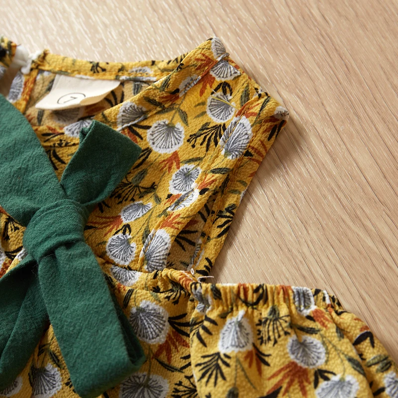 Детские летние костюмы г. детские комплекты одежды для девочек без рукавов с бантом и цветочным рисунком Короткие штаны с шапкой, комплекты одежды из 3 предметов