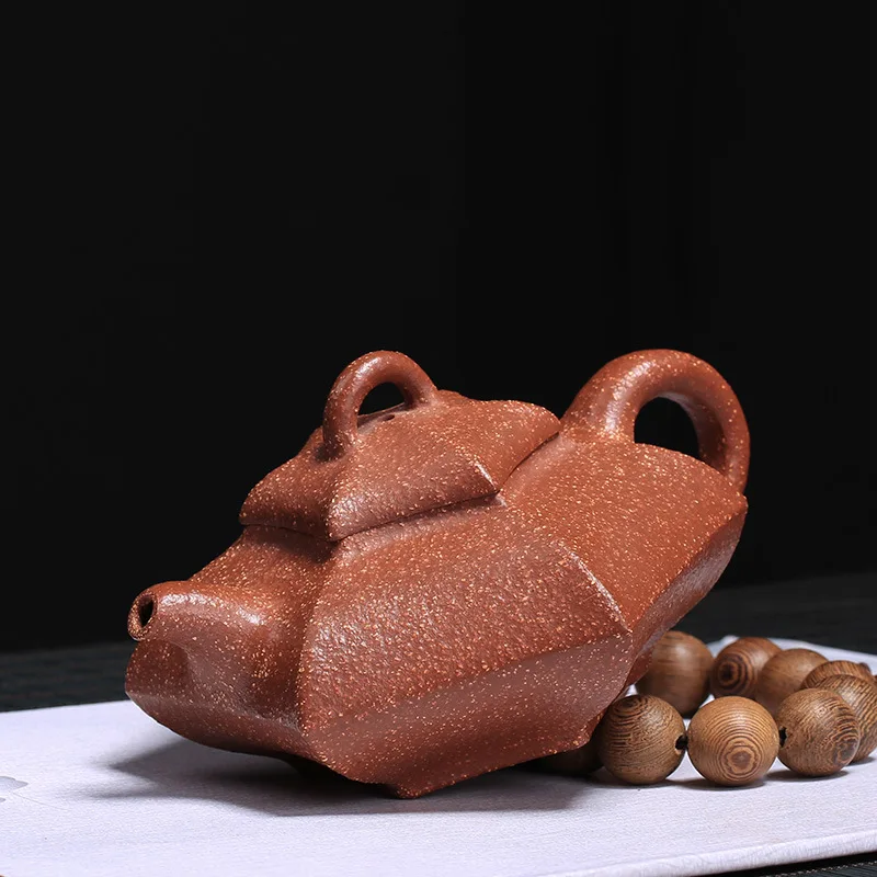 Набор разделенных руд шестисторонних легированных пластин вниз склон грязевой