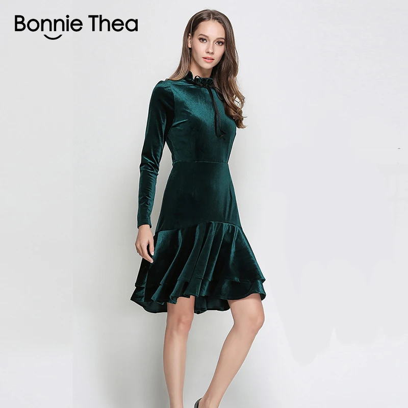 Женское зимнее бархатное платье Bonnie Thea зеленое элегантное с длинным рукавом