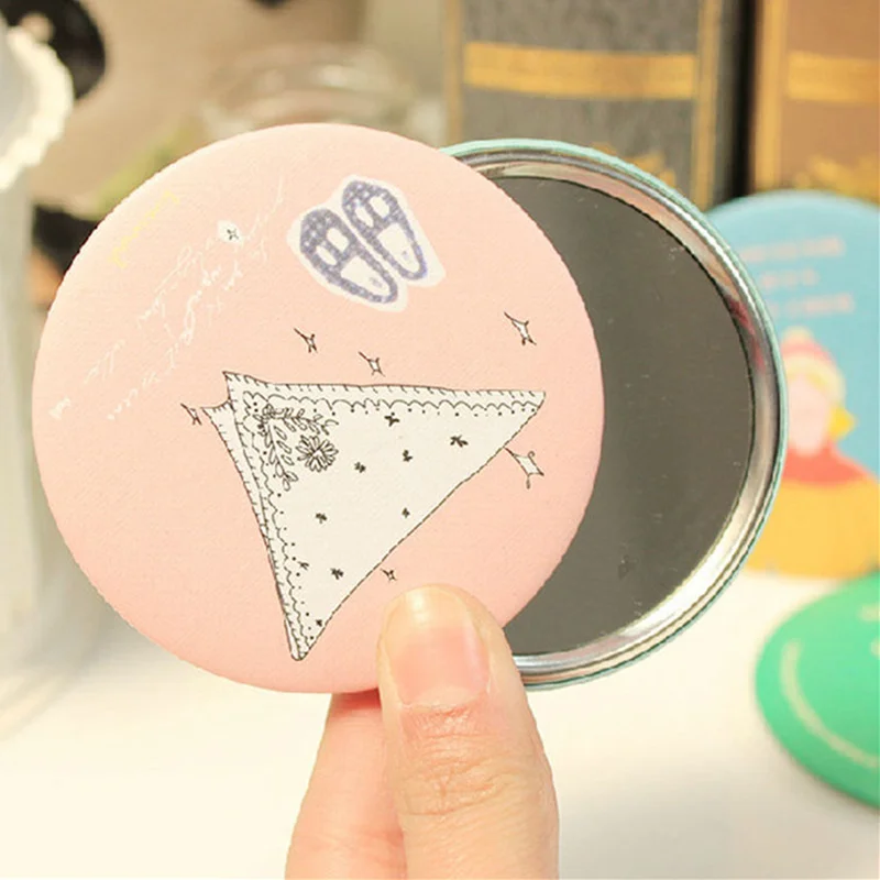 Новое Женское косметическое зеркало с мультяшным рисунком портативное