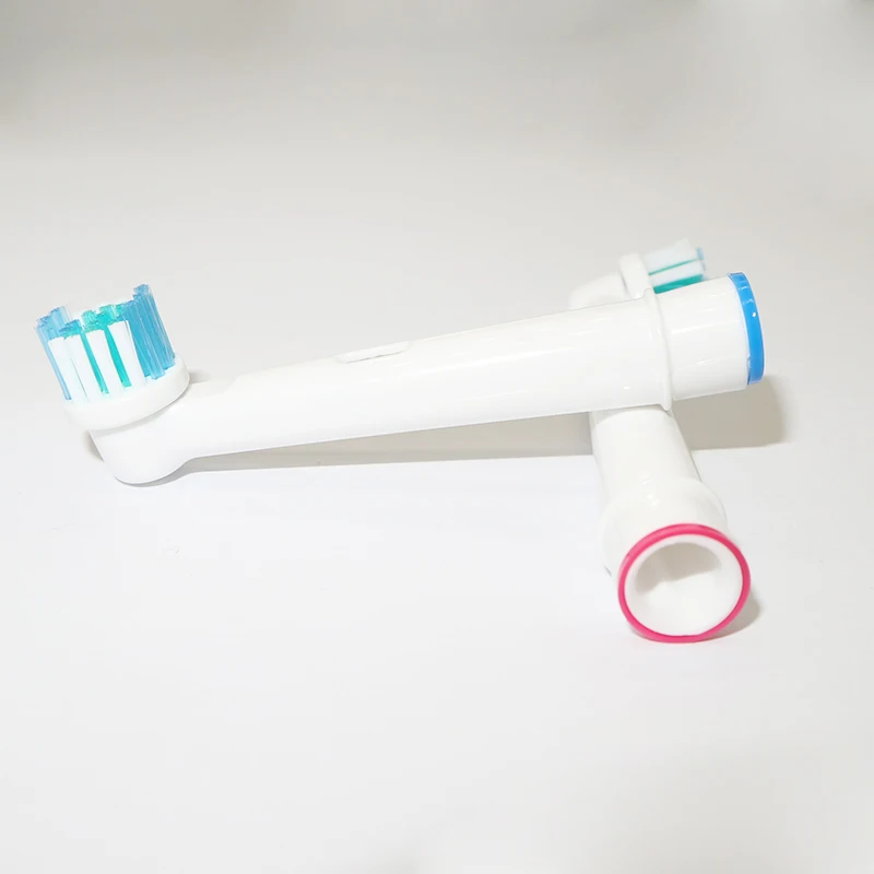 Сменная головка электрической зубной щетки Oral B 8 шт. для мягких волос Vitality