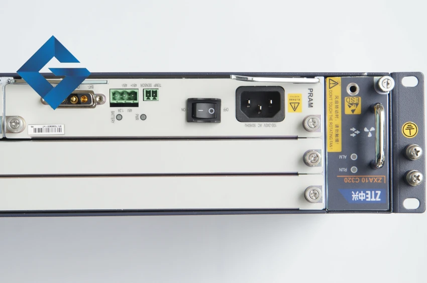 Оригинал ZTE ZXA10 C320 OLT 10GE SMXA/3 карты * 1 карта питания источник AC + DC поддержка GPON и