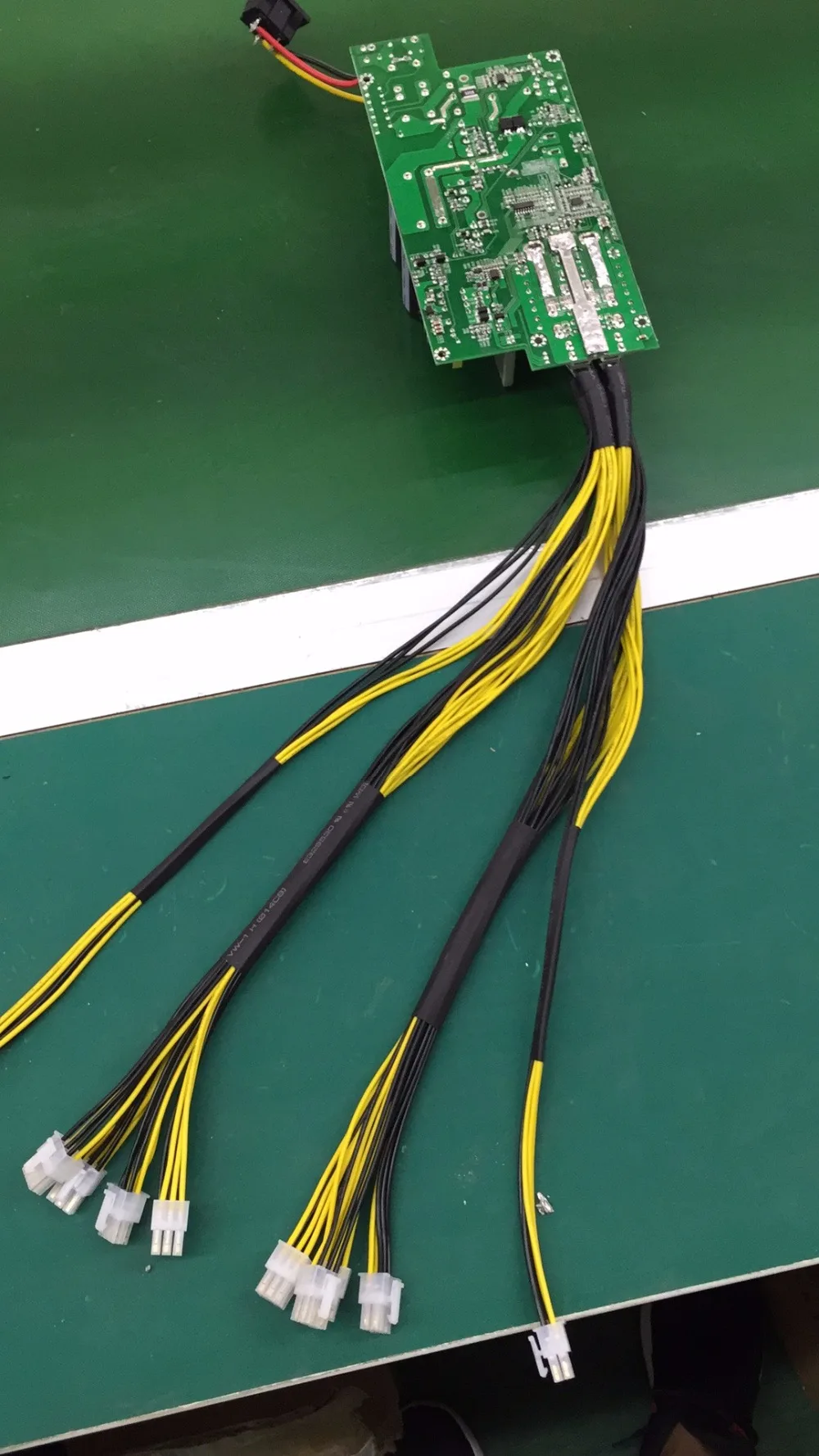 Bitmain Antminer 2U 1800w источник питания для Antminer S9 S7 L3 D3 криптомайнинг 12v 1800 PSU для горной установки APW3-12-1600 PSU 1800W
