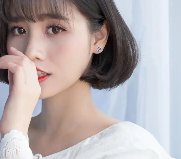 Асимметрия 100% реальна. Серьги гвоздики из стерлингового серебра 925 пробы с