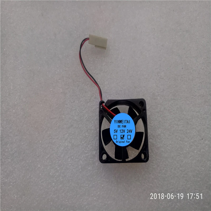 

2PCS FAN FOR SUNON GM1203PFV3-8 B2558.X.GN 12V 0.4W 3cm 3010 30X30X10MM 3PIN
