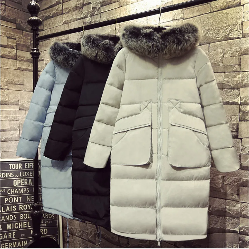 Женский пуховик с капюшоном длинный толстый средней длины на белом утином пуху