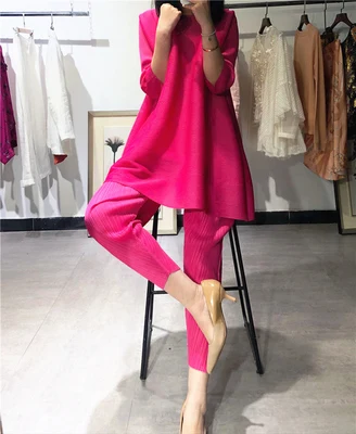 Miyake Однотонная футболка с круглым вырезом три четверти и широкие брюки костюм в