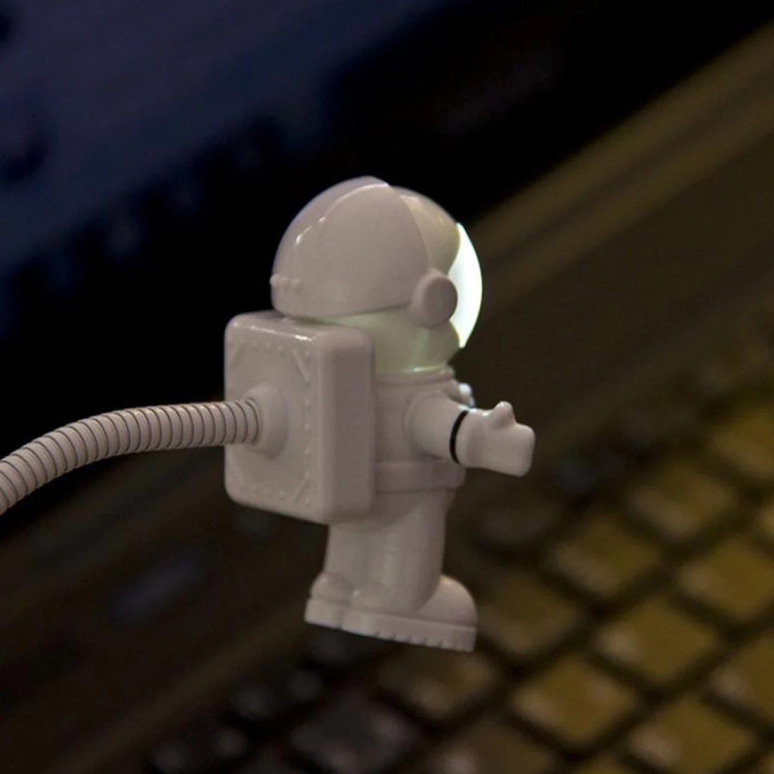 Cute Astronaut Style Computer USB Light Lamp Flexible Bulb for Laptop PC Reading Accessories Tablet | Компьютеры и офис