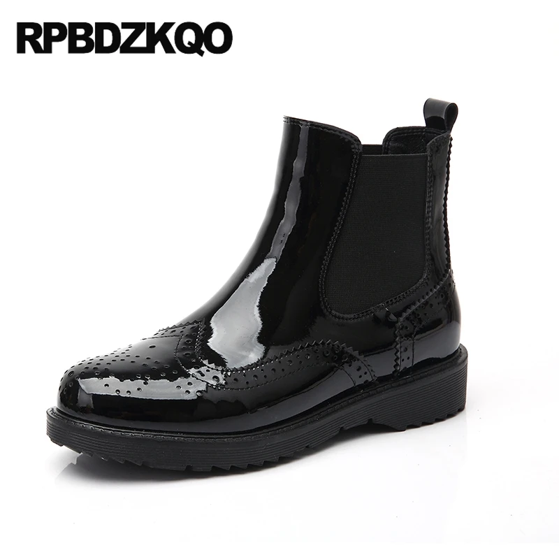 

Chelsea Patent Leather Slip On Fall Shoes Flat Women Ankle Boots 2021 Round Toe Brogue Cut Out Ladies Elegant Black Booties