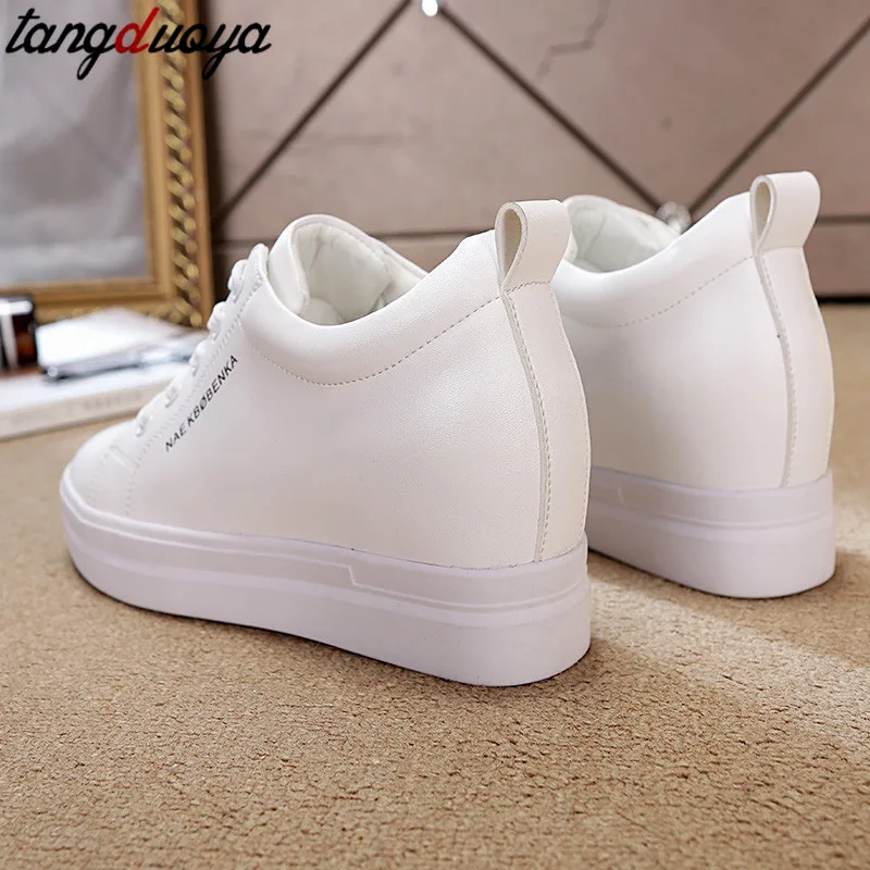 Белая повседневная обувь женская модная на платформе Женская Вулканизированная