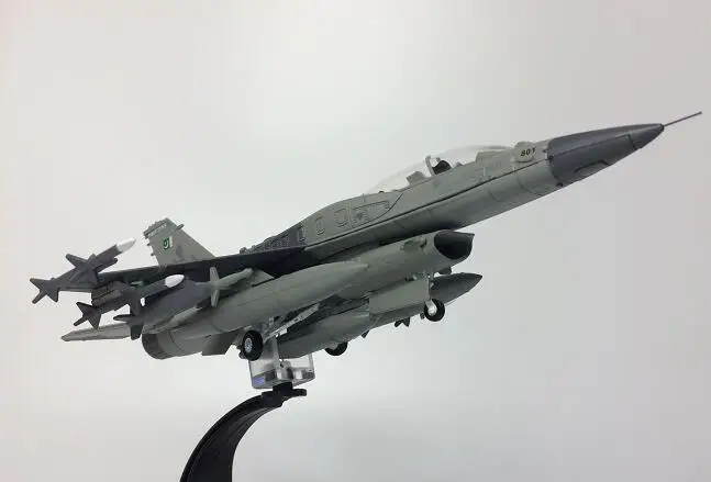 Редкое Специальное предложение 1/72 Пакистан F-16 блок52 Сокол Истребитель Статическая готовая Сборная модель из сплава