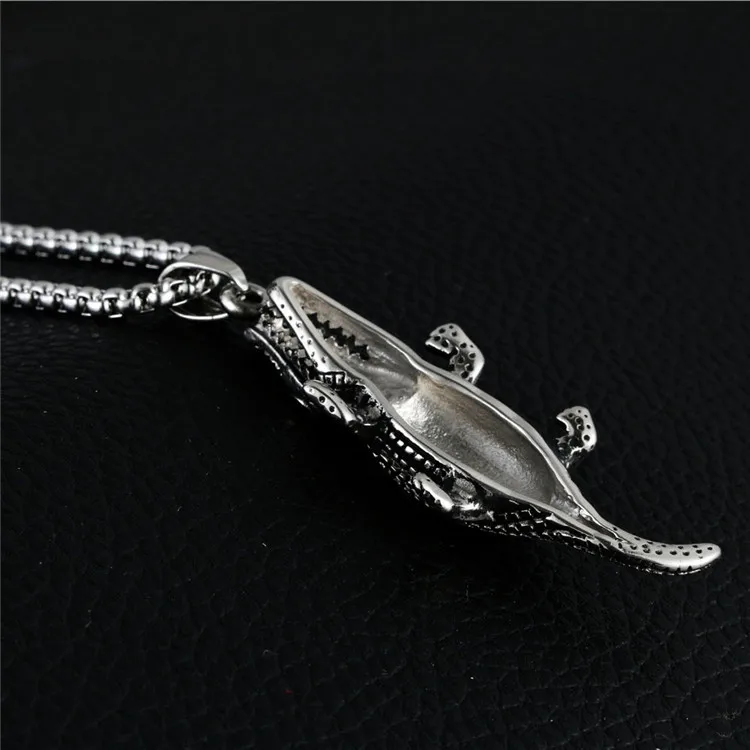

Wholesale One Piece 3d Pendant Necklace Stainless Steel Cool Animal Crocodile Chain for man