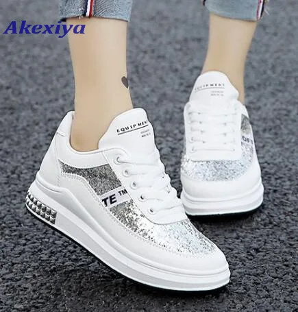 Akexiya/Женская обувь на плоской подошве Новинка 2019 года парусиновая в Корейском