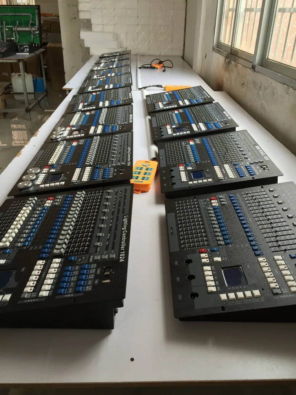 Светильник ing консоли 1024 DMX контроллер 1 шт. с f светильник чехол для DJ Pro