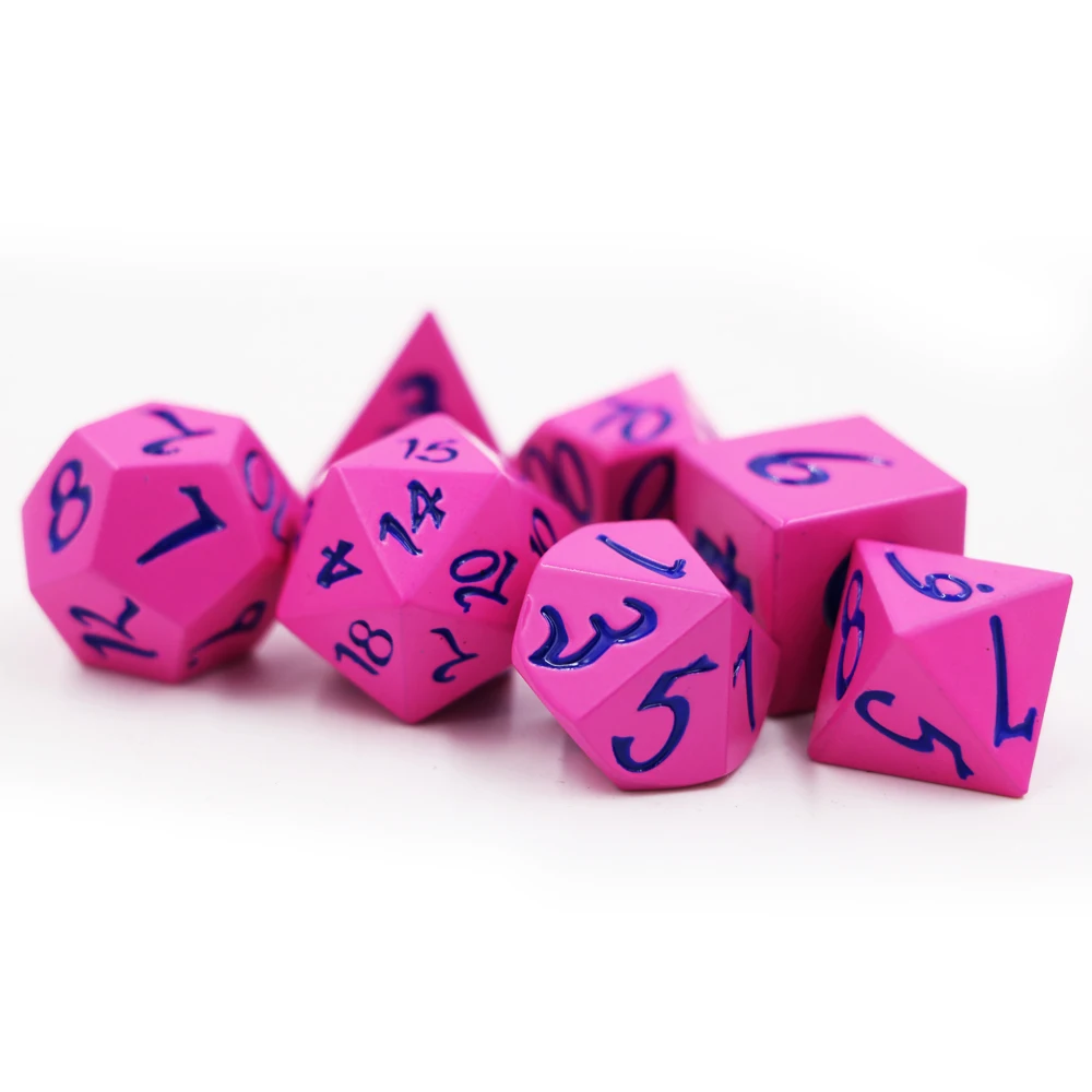 Новинка 7 шт./компл. креативные кубики RPG D &amp металлические электрофорез розовая