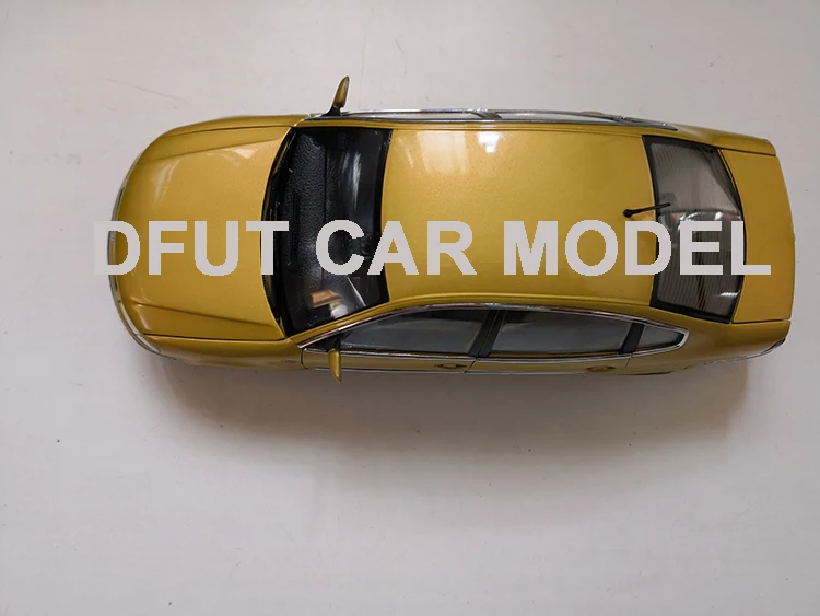 Литой 1:24 сплав PASSAT B5 модель автомобиля Детские игрушечные машинки оригинальные авторизованные подлинные детские игрушки