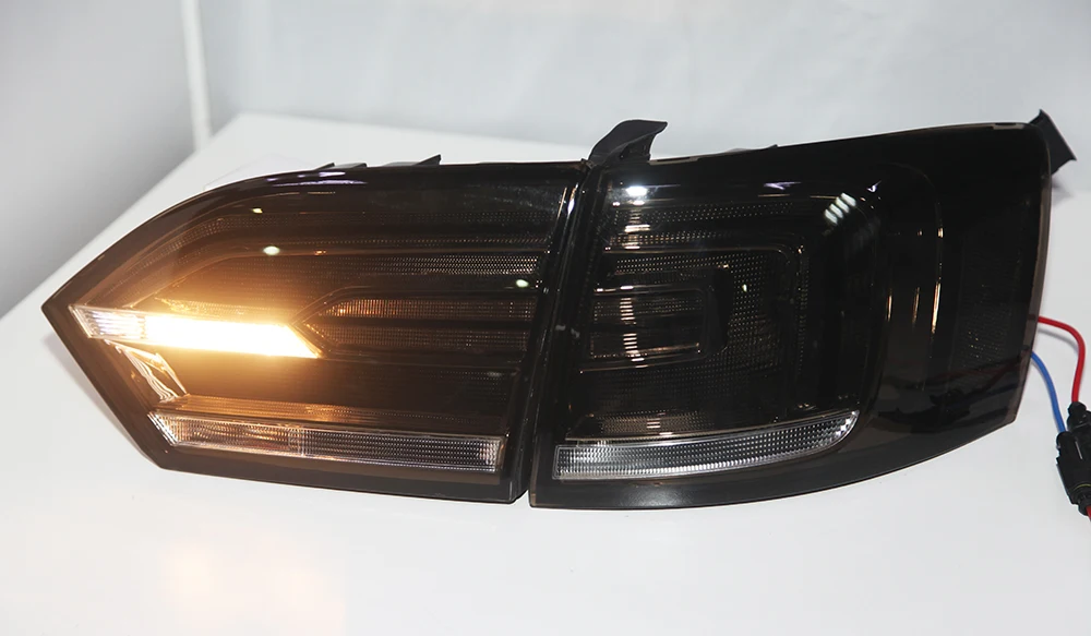Для Volkswagen Северная Америка Jetta MK6 Sagitar светодиодный задний фонарь задние фонари 2011 2012 2013 год GLI дым черный