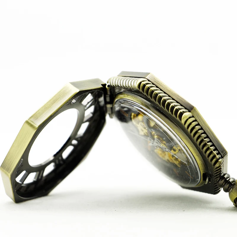 Irregular Hexagon Design Skull Mechanical Pocket Watch Retro Steampunk Gentleman Style Men's Necklace Pendant Clock