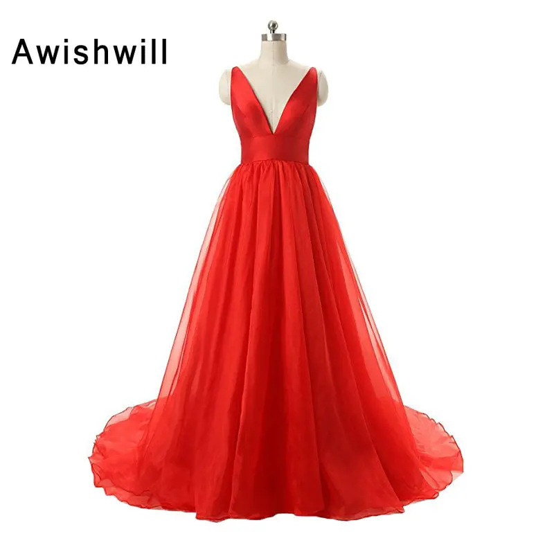 Женское вечернее платье из органзы Красное длинное с глубоким V-образным вырезом