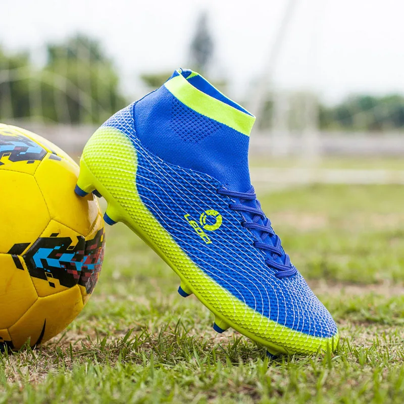 Детские футбольные туфли высокие бутсы великолепные для мальчиков тренеры |