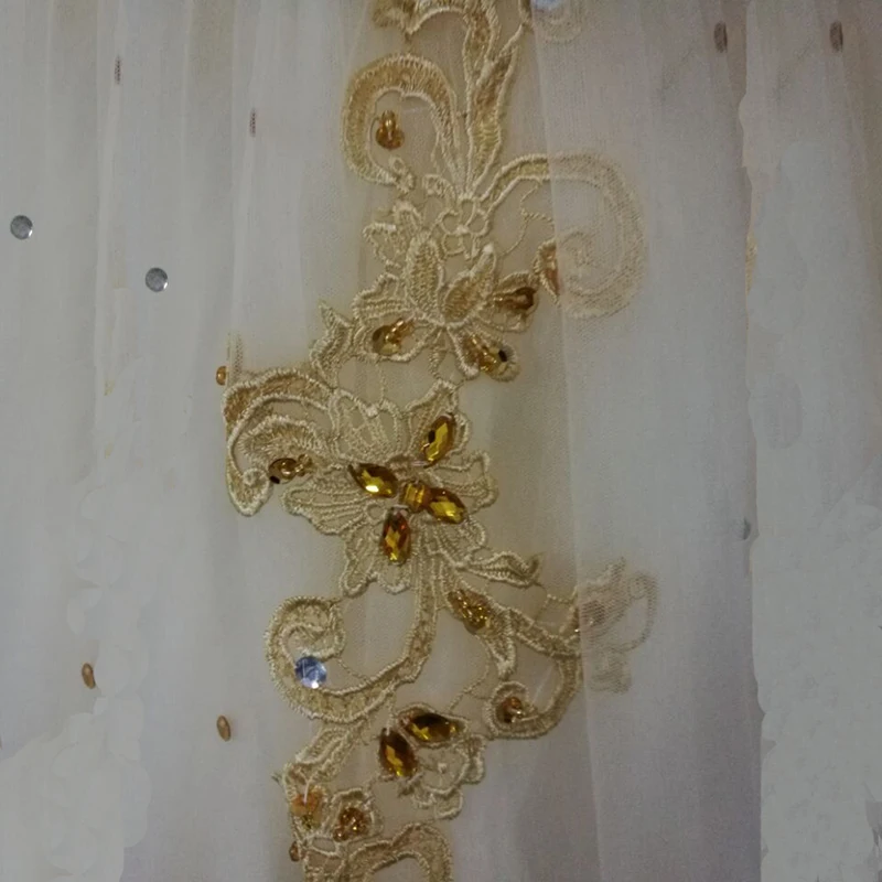 Винтажное красное платье цвета шампанского бальное 2018 золотистое кружевное