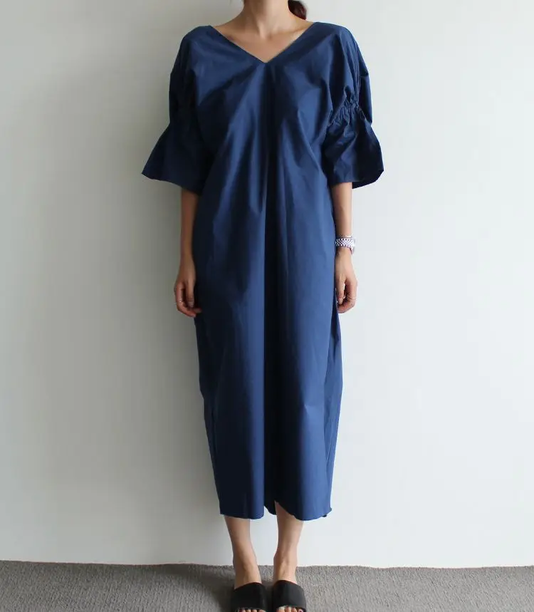 Женское платье с открытой спиной однотонное длинное средней длины в Корейском