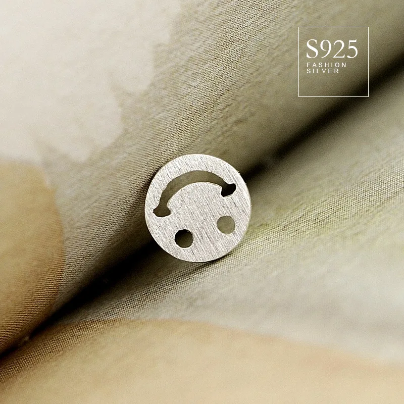 Серьги S925 SV с улыбающейся женской улыбкой круглые Корейские украшения для ушей