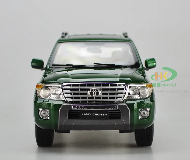 1:18 весы Toyota Land Cruiser LC200 зеленый литья под давлением модель автомобиля SUV игрушки