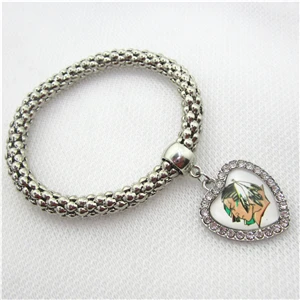 bracelet 10 шт. хрустальное сердце Северная Дакота Fighting sioux ожерелье ювелирные изделия с 45 см цепи США спортивный браслет ювелирные изделия Университет подвески - Окраска металла: bracelet