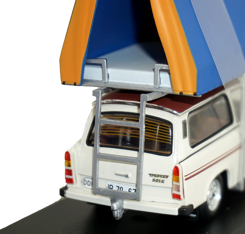 1:43 IST MODELS IST193/188 трабант 601S лимузин (Кемпинг) 1980DIE литая Игрушечная модель