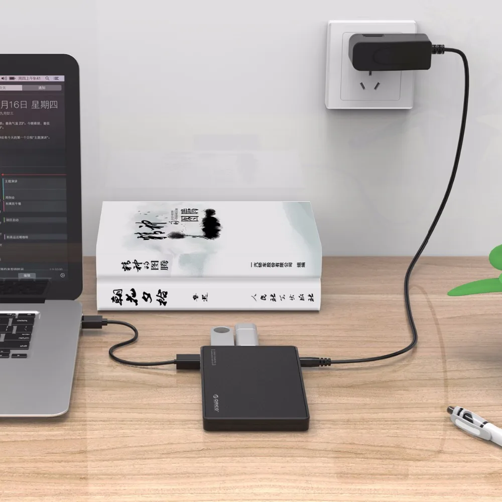 

ORICO 2.5 HDD Enclosure USB 3.0 Hard Drive Case with 3 Ports USB3.0 HUB Tool Free Design Driver Not Required with 5V2A Power