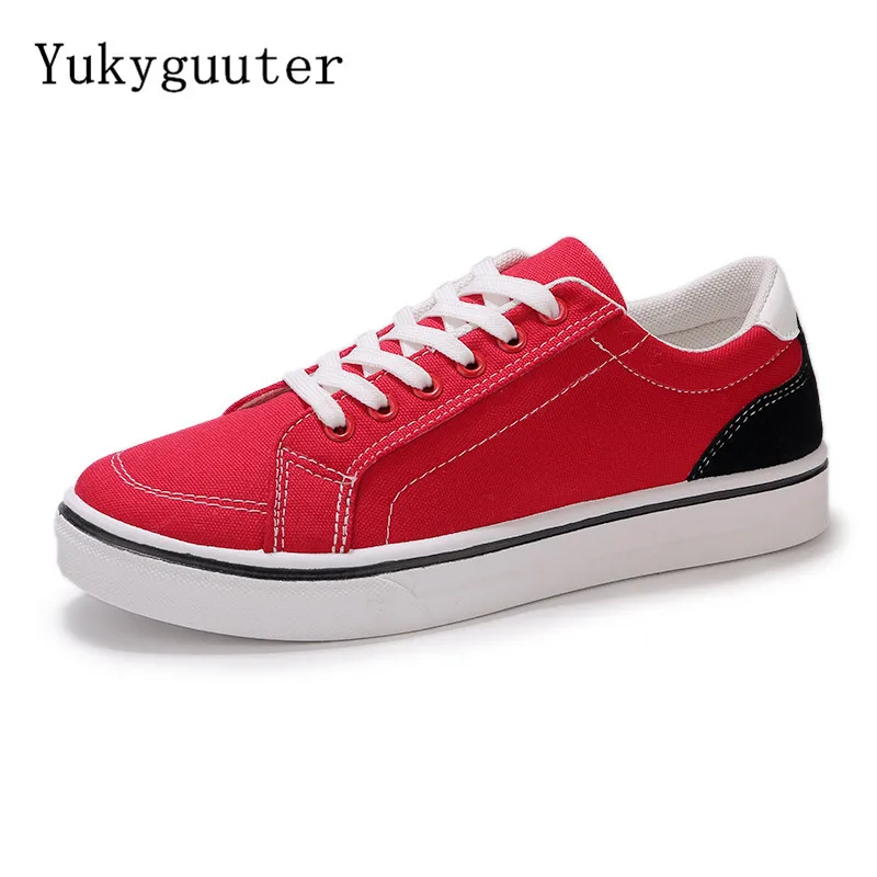 

Men Skateboarding Shoes Canvas Sport 2018 Cool Light Weight Lace Up Sneakers Outdoor Athletic Man Breathable High Quality Shoes